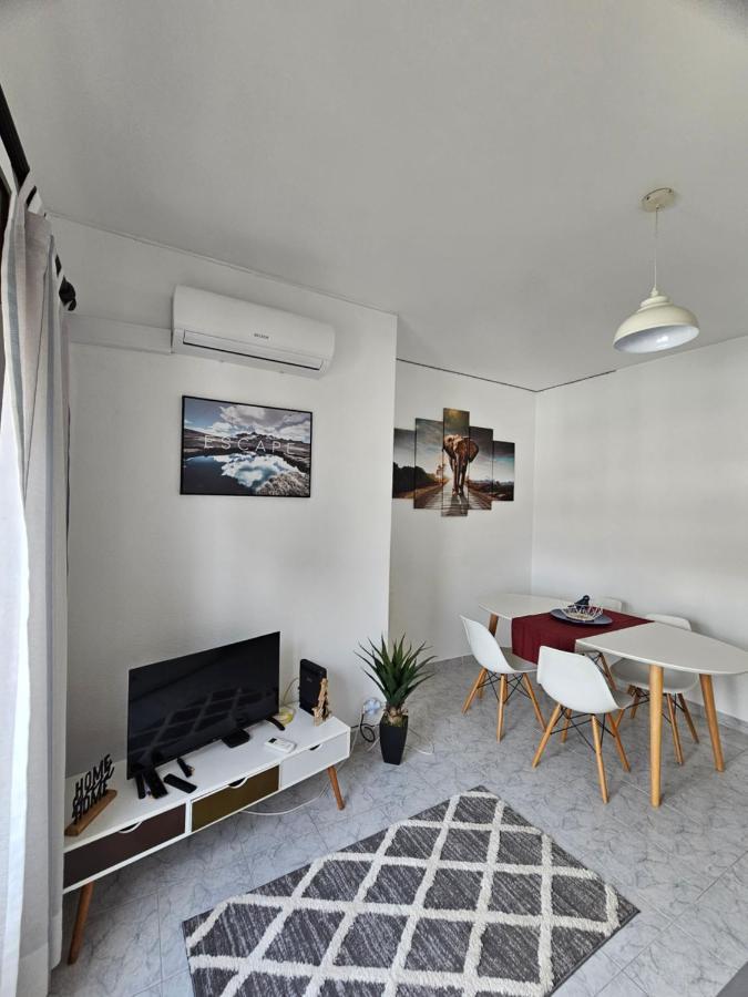 2 Bedroom T2 In Portugal